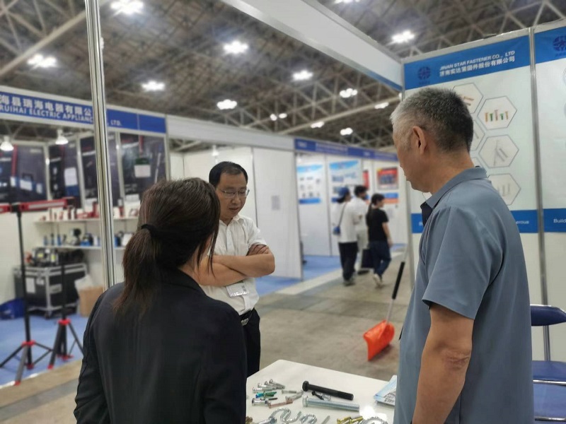 Jinan Star Fasteners shine at the Chiba International Hardware Fair in Japan